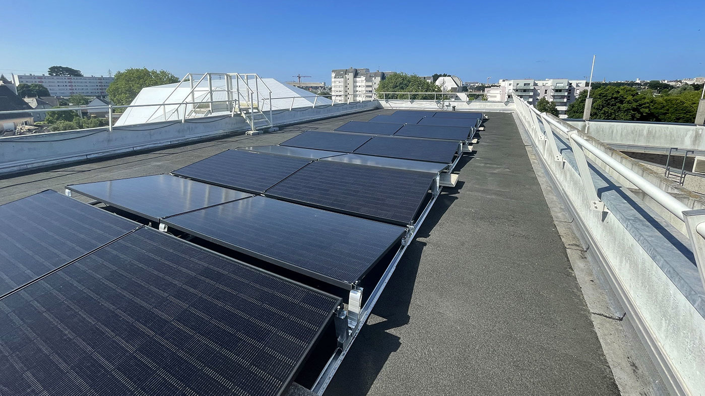 panneaux solaires hôtel de ville Lanester